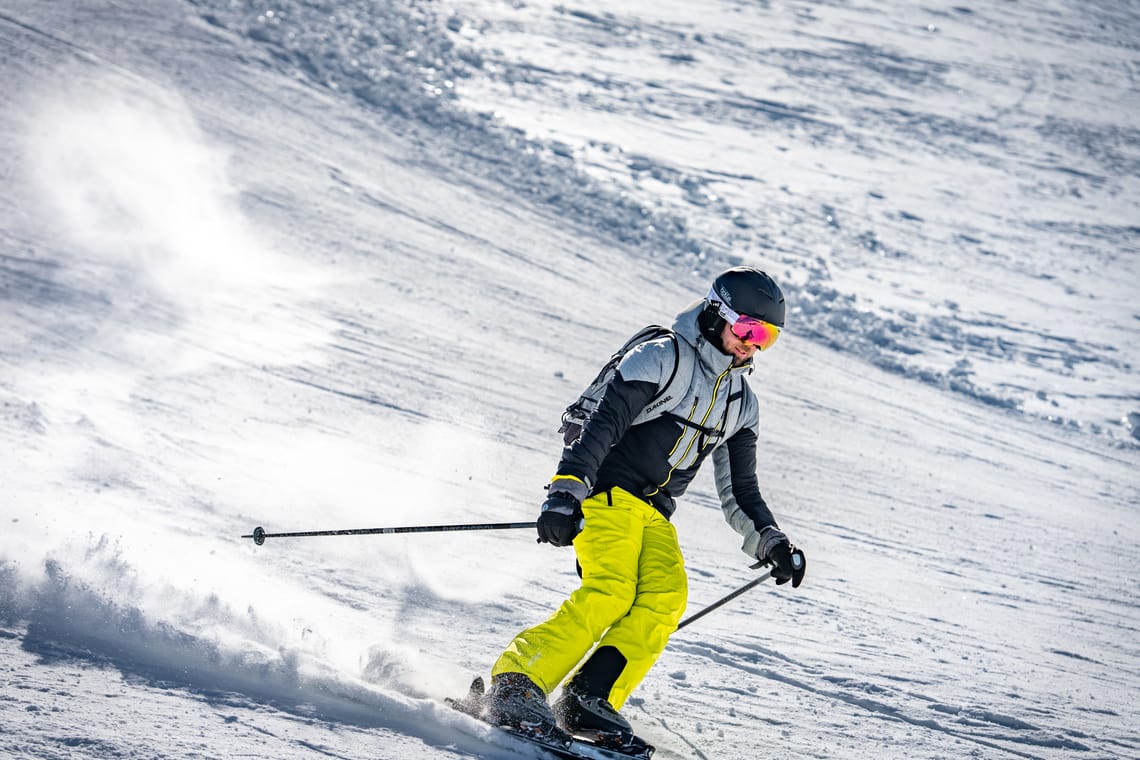 Skieuse à la Toussuire en 2024