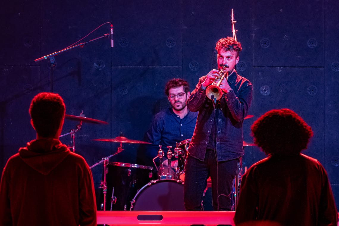 Trompettiste du groupe Harissa au concert de Campus en musique