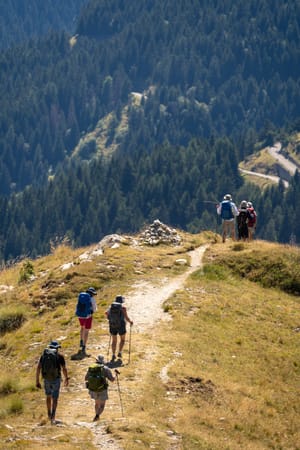 Randonneurs dans le parc du Mercantour