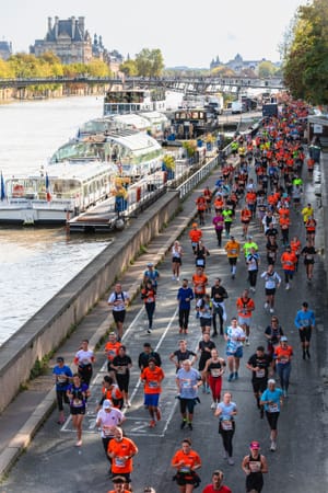 20 km de Paris : Port de Solférino